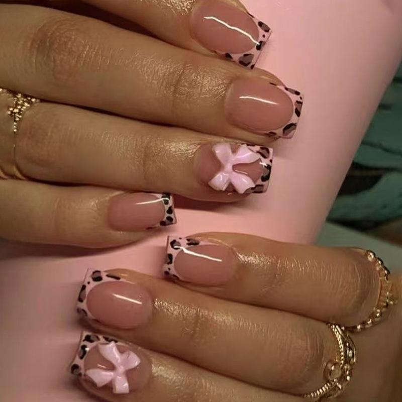Faux ongles carrés à presser i - Nail Art Y2K avis et prix