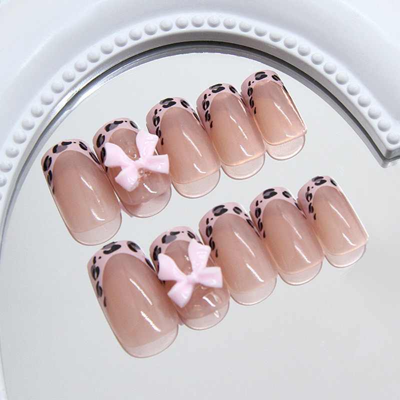 Faux ongles carrés à presser i - Nail Art Y2K avis et prix